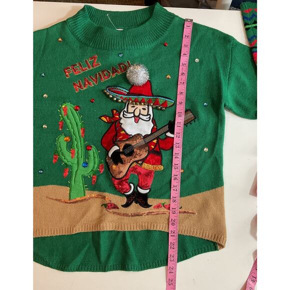 Feliz Navidad! Santa Small Guitar Sequins Bells Christmas Sweater - Picture 5 of 7
